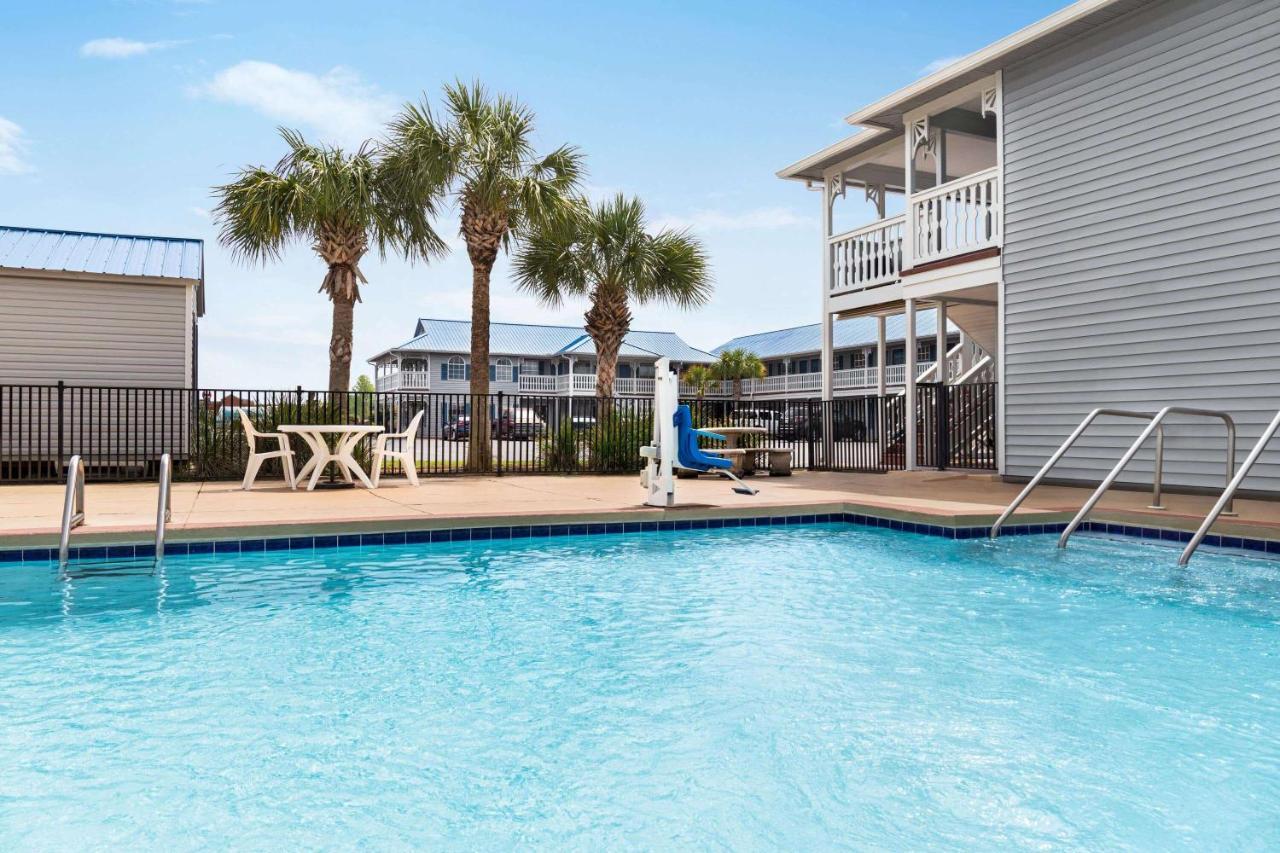 Motel Super 8 By Wyndham Foley Exterior foto